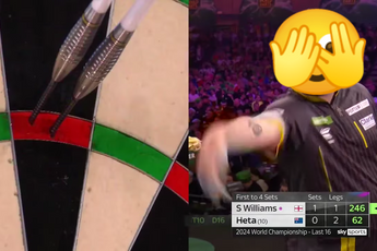 Tegenstander Michael van Gerwen gooit in WK-duel deze 180-score zonder te kijken