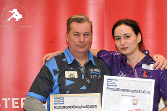 Philip van Gasse en Anna Hlavova winnen Zeeland Darts Championship 2024