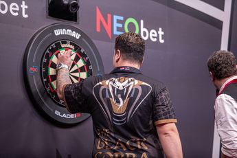 WK Darts: Avondsessie dag 6 met Van Gerwen en De Zwaan in actie