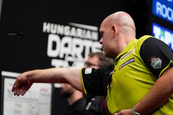 Oranje finale tussen Michael van Gerwen en Gian van Veen tijdens de Hungarian Darts Trophy