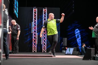 HDT: Van Gerwen derde Nederlander in kwartfinales na winst op Clemens