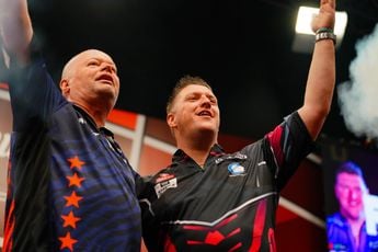 Van Barneveld schittert, Clayton verslaat Van den Bergh en Doets verliest tijdens vrijdagavond Gambrinus Czech Darts Open