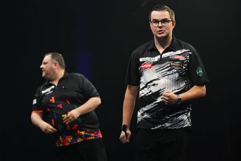 Dag 6 Grand Slam of Darts: Wattimena en Van Veen door naar kwartfinales, De Decker en anderen nog in actie