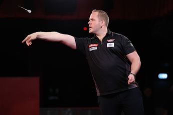 LIVE: Spanning stijgt: Van Duijvenbode en De Decker naar de L8 van de  Players Championship Finals