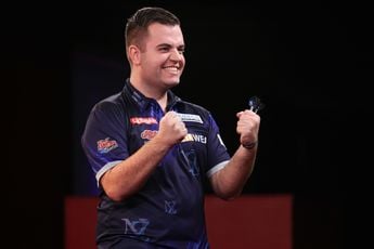 PC Finals: Huybrechts onderuit, Zonneveld verrast Aspinall en Van Duijvenbode wint ook