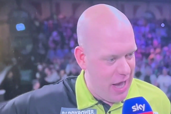 VIDEO: Engelsen zijn boos om wat Van Gerwen bij SkySports zegt na verloren WK finale