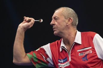 Warren looks ahead to MAD Darts title defence: "It's really important to me"