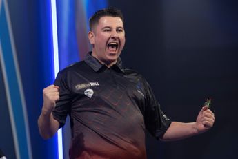 Kenny and Mansell the first men through to the second round of the Austrian Darts Open