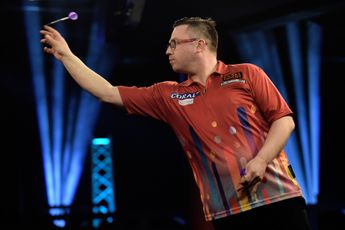 Owen wins weekly title in Online Darts League after beating Hogan in final