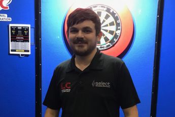 Darts manufacturer Unicorn Darts snaps up new Tour Card holder Matthew Dennant