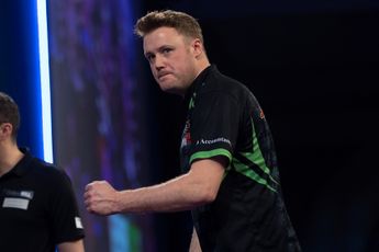 Jim Williams battles past Bialecki in opening round of PDC World Darts Championship, sets up Wade clash