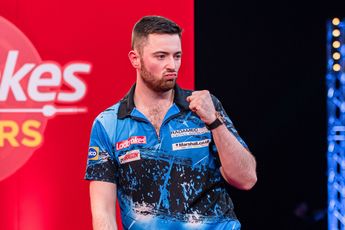 Humphries signs new deal with Red Dragon Darts after maiden PDC ranking success