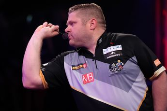 Hurrell seals scrappy win over Desreumaux, Hutchinson denies Clements to reach Quarter-Finals at Lakeside
