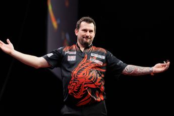 Clayton returns to action with 111 average in Hempel win, Smith, Wright and Cross all through Players Championship 17 openers