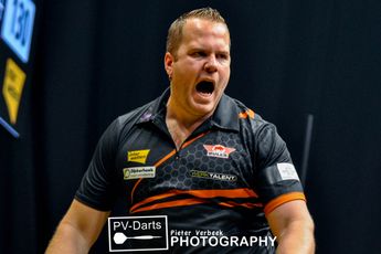 Van Duijvenbode looks ahead to Wright clash at Dutch Darts Masters: "I'm playing well and I'm confident"