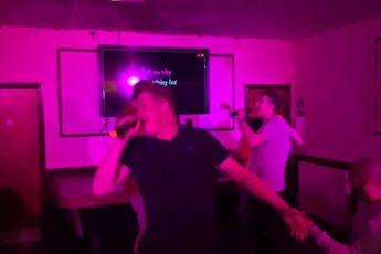 VIDEO: Van Trijp celebrates Dutch men's title at Six Nations Cup with bit of karaoke