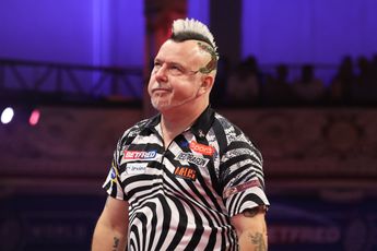 Wright eases past Smith, set to face Cullen in opening semi-final at German Darts Open