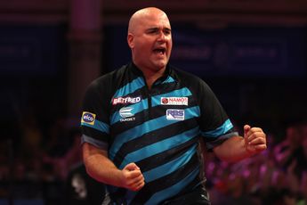 Cross gains revenge over Humphries with comprehensive final win at Players Championship 24
