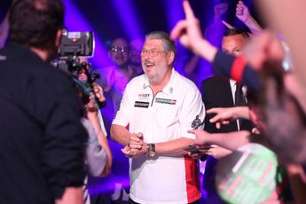 Adams eases past Anderson, Ashton seals second win of the day with Butler triumph as Quarter-Finals set at World Seniors Darts Matchplay