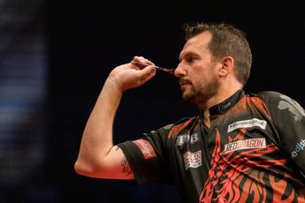 Clayton recovers to defeat Williams, Cross thumps Lukeman as second round complete at German Darts Open