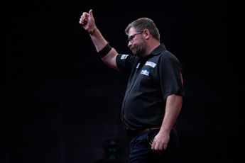 Wade eases past Smith to seal semi-final spot in Amsterdam at World Series of Darts Finals