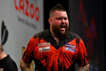 Michael Smith edges Rob Cross in tight contest to reach Grand Slam of Darts Quarter-Finals for the 4th straight year