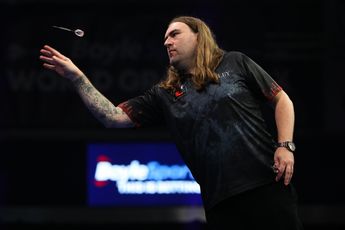 Searle hits nine-dart finish during opening defeat to Joyce at Players Championship 27