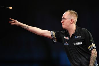 "A lot of weight has fallen off my shoulders": Hendriks relieved after grueling debut win over Hughes at PDC World Darts Championship