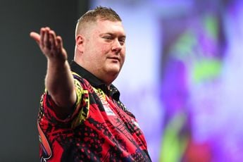 Ricky Evans signs with BULL’s Darts NL