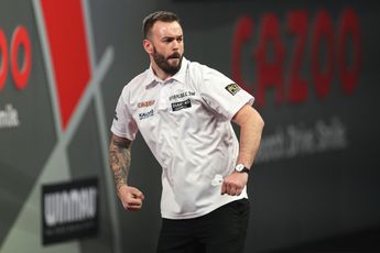Reigning European Champion Ross Smith signs with Unicorn Darts