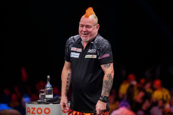 Wright not `100% after surviving Chisnall comeback at Masters: "I didn't ease off, I just didn't feel well going up there"