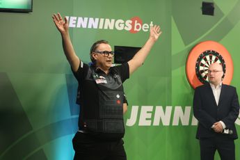 "It's another thing to hold against Wayne Mardle and I've got lots": Part has extra reason for World Seniors Darts Championship charge