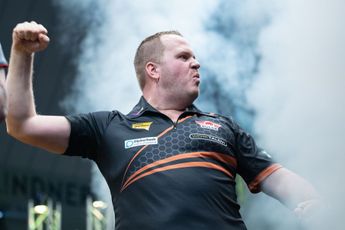 Dramatic decider for Dirk as Van Duijvenbode seals hard-fought win over Ross Smith, set to face Rock in Quarter-Finals