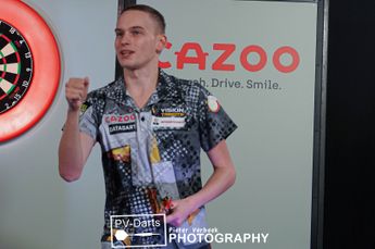 In-form Pietreczko delights home crowd with Nentjes win, Ratajski survives in narrow Brooks win at European Darts Open