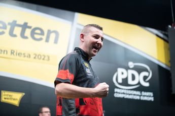 Wins for Aspinall and De Sousa close out the Sunday afternoon session at the German Darts Grand Prix