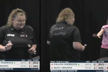 VIDEO: Bizarre moment as camera falls down during Greaves throw in Women's Series final against Sherrock