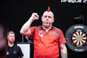 "I think he'll get to Number One in the World when me and him are retired": Wright jokes alongside Van Gerwen on Best Newcomer in Darts
