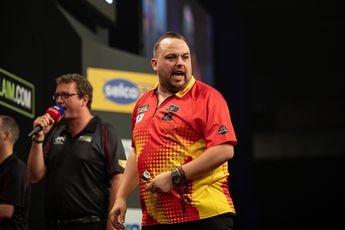 Croatia fall over the line against Thailand as Spain keep hopes alive at World Cup of Darts