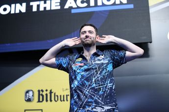 Humphries continues title defence with 109 average against Aspinall as Wade ends Van Veen's World Matchplay hopes