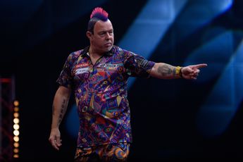 Wright and Price both safely through to third round of Hungarian Darts Trophy
