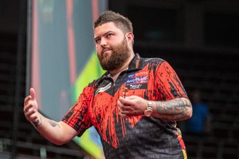 Michael Smith sent packing by Richard Veenstra as Gary Anderson survives Steve Beaton scare