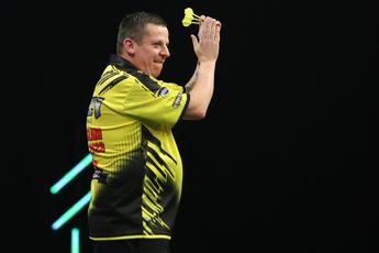 Dave Chisnall survives slow start to battle past Cameron Menzies and into the third round at the World Darts Championship