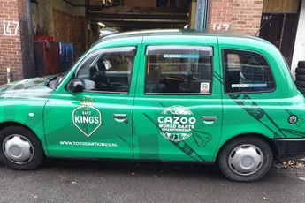 Dutch top darters can have own cab in London during World Darts Championships