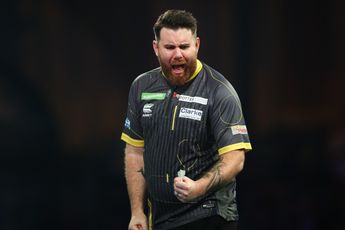 Scott Williams first player to last 16 at World Darts Championship after epic victory over Martin Schindler
