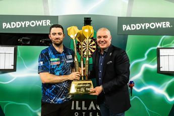 Luke Humphries makes nice gesture and donates part of World Darts Championship prize money to charity