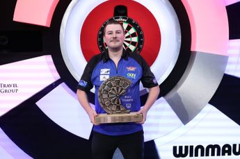 Andy Baetens voted darter of the year by Belgian fans: "Icing on the cake the world title and a second icing by capturing a PDC Tour Card"