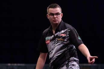 Gian van Veen ends John Henderson's run as Rowby-John Rodriguez, Mervyn King and Keane Barry move into Round Four Draw at UK Open