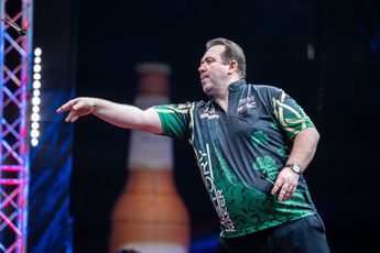 Andrew Gilding pulls it out the bag as Brendan Dolan boosts World Cup of Darts hopes