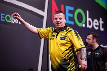 Dave Chisnall throws highest average during Players Championship 10