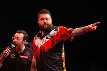 Van Veen convincingly past Van Barneveld at European Darts Open; Michael Smith and Ross Smith also to quarter-finals